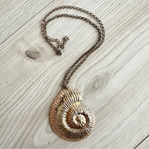 Large gold seashell necklace